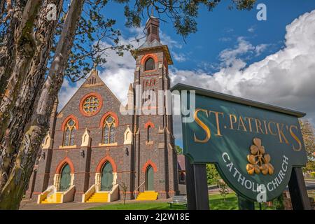 Chiesa cattolica di San Patrizio, Glen Innes. La pietra di fondazione per il primo edificio della Chiesa Cattolica a Glen Innes fu posata nel 1864 da Dean Lynch Foto Stock