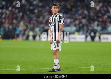 TORINO, ITALIA - 03 APRILE 2022. Paulo Dybala della Juventus FC durante la partita tra Juventus FC e FC Internazionale Milano il 03 aprile 2022 presso lo Stadio Allianz di Torino. Credit: Massimiliano Ferraro/Medialys Images/Alamy Live News Foto Stock