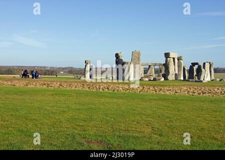 Stonehenge sulla Piana di Salisbury, Wiltshire, Inghilterra Foto Stock
