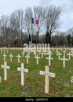 Cimitero militare della seconda guerra mondiale, Fort des Dunes, Leffrinckoucke, Nord, Hauts-de-France, Francia Foto Stock