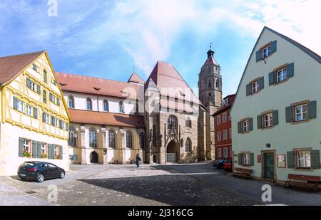 Weissenburg in Baviera; Piazza Martin Luther; Scuola Vecchia Latina; Casa del Seston; Chiesa evangelica di Sant'Andrea Foto Stock