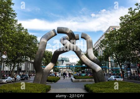 BERLINO, GERMANIA - 7 GIUGNO 2017: Particolare della scultura 'Berlino' nella Berlino occidentale, la capitale della Germania. Foto Stock