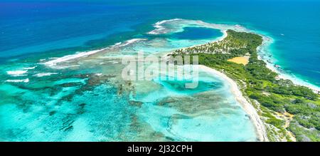 Isola dei Caraibi paradisiacale - Cayo Sombrero - Morrocoy Venezuela. Vista aerea. Foto Stock