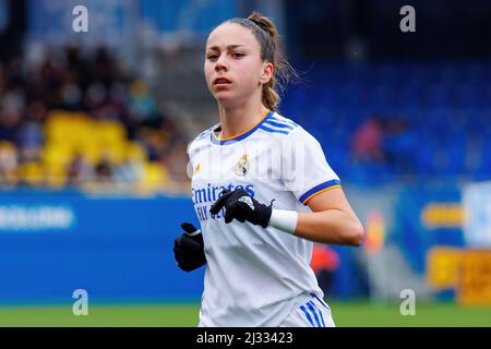 BARCELLONA - MAR 13: Athenea del Castillo in azione durante la Primera Iberdrola match tra FC Barcelona Women e Real Madrid Women al Johan Cr Foto Stock