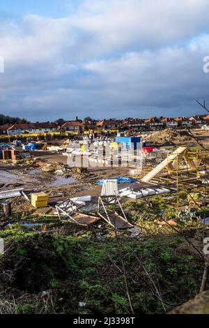 Un sito di brownfield in fase di sviluppo per una nuova proprietà immobiliare. Foto Stock