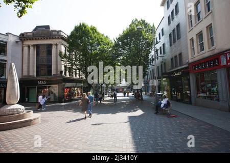 Shopping su Albert Street a Nottingham, nel Regno Unito Foto Stock