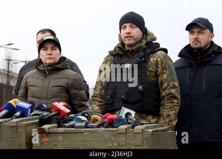 Non esclusiva: BUCHA, UCRAINA - 5 APRILE 2022 - Procuratore Generale dell'Ucraina Iryna Venediktova, Ministro degli Affari interni dell'Ucraina Denys Monasty Foto Stock