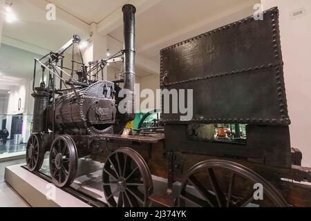 Inghilterra, Londra, South Kensington, Museo della Scienza, esposizione della locomotiva Puffing Billy, la più antica locomotiva della ferrovia a vapore sopravvissuta nel mondo dat Foto Stock
