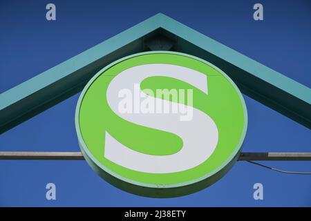Logo S-Bahn, Heidelberger Platz, Wilmersdorf, Berlino, Germania Foto Stock