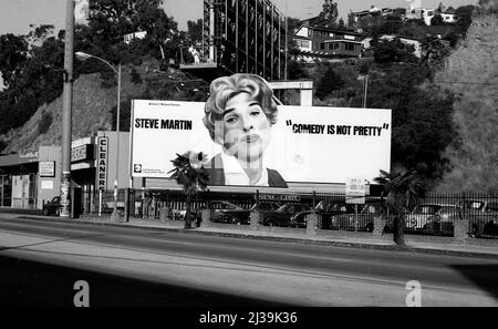 Cartellone Steve Martin sulla Sunset Strip di Los Angeles, California. Ott, 1979 Foto Stock