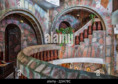 Colonia Independencia, Paraguay - 13 febbraio 2022: Interno del Castello di Echauri in Paraguay. Foto Stock