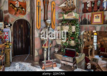 Colonia Independencia, Paraguay - 13 febbraio 2022: Interno del Castello di Echauri in Paraguay. Foto Stock