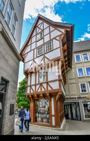 Casa a graticcio Umgestuelpter Zuckerhut, Andreasplatz, Hildesheim, bassa Sassonia, Germania Foto Stock