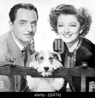 WILLIAM POWELL e MYRNA LOY nel SOTTILE UOMO VA A CASA (1944), diretto da RICHARD THORPE. Credito: M.G.M. / Album Foto Stock