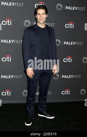 6 aprile 2022, Los Angeles, CA, USA: LOS ANGELES - Apr 6: Asher Grodman al PaleyFest 2022 - fantasmi e quartiere al Dolby Theatre il 6 aprile 2022 a Los Angeles, CA (Credit Image: © Kay Blake/ZUMA Press Wire) Foto Stock