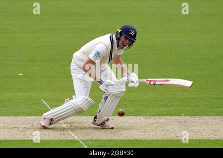 Josh De Caires di Middlesex batte durante il giorno uno della LV= County Championship Division due partite al Lord's Cricket Ground, Londra. Foto Stock