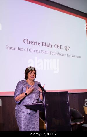 05 aprile 2022, Sofia, Bulgaria: Conferenza Women on Board, presieduta da Cherie Blair, fondatore della Fondazione Cherie Blair per le donne. Foto Stock