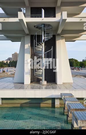 Torre di controllo, dettaglio, di Komazawa Olympic Park Stadium, progettato da Yoshinobu Ashihara, costruito per le Olimpiadi estive del 1964 a Tokyo, Giappone Foto Stock