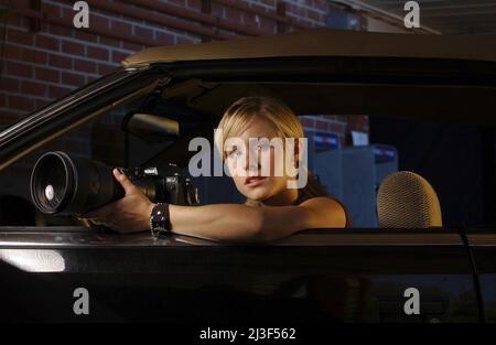 KRISTEN BELL IN VERONICA MARS (2004). Credit: WARNER BROS. TELEVISIONE / Album Foto Stock