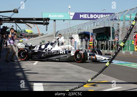 Melbourne, Australia. 08th Apr 2022. 8th aprile 2022, Albert Park, Melbourne, FORMULA 1 ROLEX AUSTRALIAN GRAND PRIX 2022, nella foto Pierre Gasly (fra), Scuderia AlphaTauri Credit: dpa/Alamy Live News Foto Stock