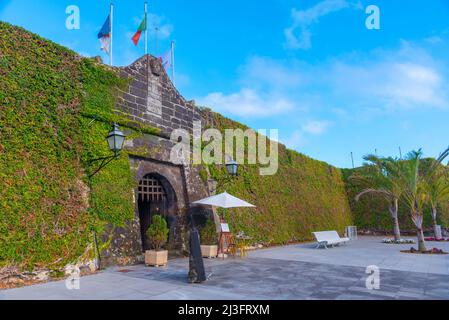 Forte di Santa Cruz da Horta sull'isola di Faial delle Azzorre, Portogallo. Foto Stock