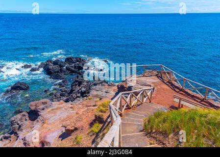 Piscina naturale di Pontinha do topo all'isola di Sao Jorge alle Azzorre, Portogallo. Foto Stock