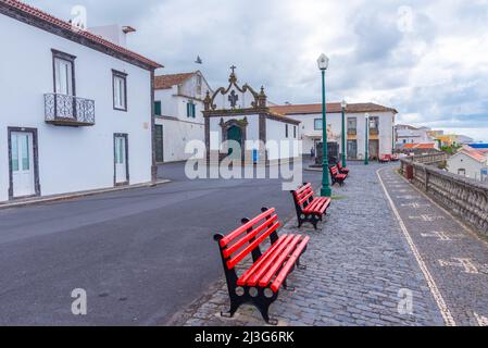Mare della città portoghese Vila Franca do campo a Sao Miguel, Azzorre. Foto Stock