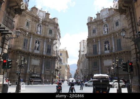 Piazza quattro Canti, Palermo, Sicilia Foto Stock