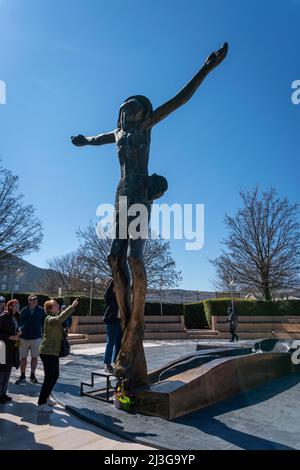 Statua di Cristo risorto nel villaggio di Medjugorje, Bosnia ed Erzegovina Foto Stock