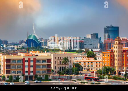 Valencia, Spagna centro città skyline. Foto Stock