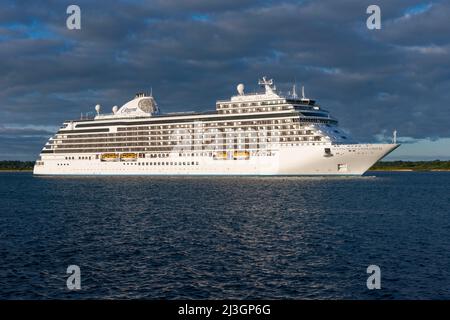 Seven Seas Explorer è una nave da crociera gestita da Regent Seven Sea Cruises - Giugno 2017. Foto Stock