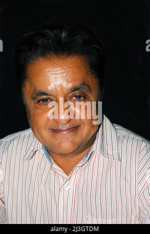 Keniota-britannico TV & film attore, burattinaio, & stuntman Deep Roy (Gurdeep Roy). Noto per la riproduzione di Oompa-Loompas, Star Trek, X-Files, Doctor Who. Foto Stock