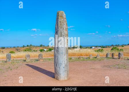 Menhir di pietra a Cromeleque de Xerez in Portogallo. Foto Stock