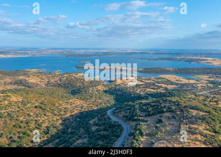 Veduta aerea del lago di Alqueva in Portogallo. Foto Stock