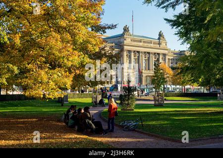 Francia, Bas Rhin, Strasburgo, quartiere Neustadt risalente al periodo tedesco, dichiarato Patrimonio dell'Umanità dall'UNESCO, Place de la Republique, Teatro Nazionale di Strasburgo (TNS) Foto Stock