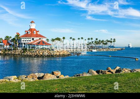 Shoreline Village a Rainbow Harbor a Long Beach, California. USA. Foto Stock