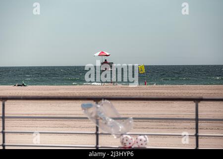 ROCKAWAY PARK, New York City, NY, USA, Ballons qualcuno ha dimenticato Foto Stock