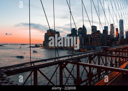 Brooklyn Heights, New York City, NY, USA, Ponte di Brooklyn sul Fiume Est Foto Stock