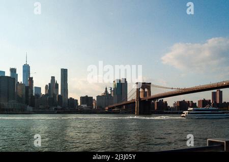 Brooklyn Heights, New York City, NY, USA, Ponte di Brooklyn sul Fiume Est Foto Stock