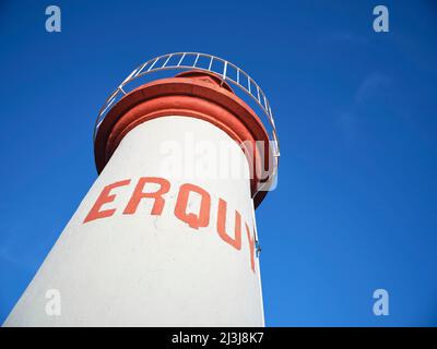 Particolare del faro di Erquy nel dipartimento di Côtes-d'Armor in Bretagna, Francia. Foto Stock