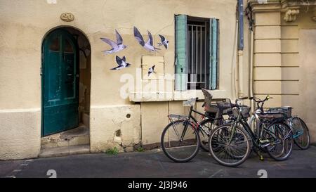 Graffiti nella città vecchia di Montpellier Foto Stock