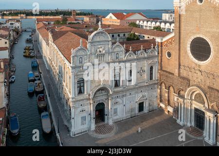 Scuola Grande di San Marco e Partale della Basilica di San Giovanni e Paolo a Venezia. Foto Stock