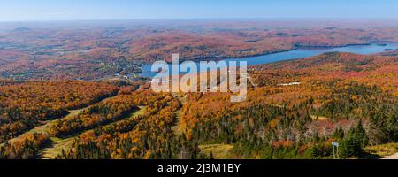 Alloggi presso Mont Tremblant Ski Resort Village in Quebec, Canada; Mont-Tremblant, Quebec, Canada Foto Stock