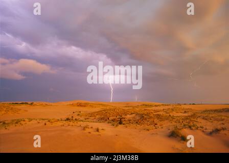 Lightning Over Sand Dune, Jockey's Ridge state Park, North Carolina.; JOCKEY'S RIDGE STATE PARK, NORTH CAROLINA. Foto Stock