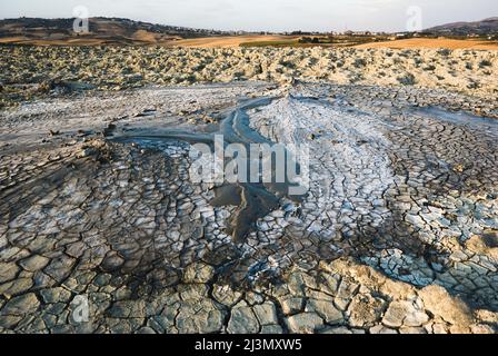 Piccolo vulcano di fango (Macalube) Foto Stock