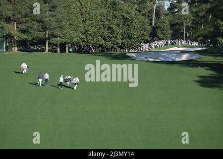 Georgia, Stati Uniti d'America. 08th Apr 2022. Vista generale durante il secondo round del torneo di golf Masters 2022 presso l'Augusta National Golf Club di Augusta, Georgia, Stati Uniti, il 8 aprile 2022. Credit: Koji Aoki/AFLO SPORT/Alamy Live News Credit: AFLO Co. Ltd./Alamy Live News Foto Stock