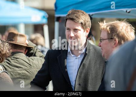 Gelsenkirchen, Germania. 09th Apr 2022. Martin Vincentz (M), presidente dell'AFD in NRW, si trova al lancio della campagna dell'AFD in NRW. Le elezioni di Stato nella Renania settentrionale-Vestfalia si terranno il 15 maggio. Credit: Caroline Seidel-Dissmann/dpa/Alamy Live News Foto Stock