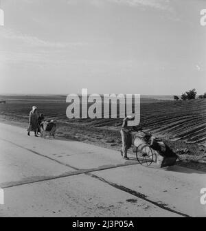 Famiglia di rifugiati alluvione vicino a Memphis, Texas. Foto Stock