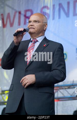 Vienna, Austria. 30 maggio 2010 Festival dei distretti a Karlsplatz a Vienna. La foto mostra Harry Kopietz, politico austriaco (SPÖ) Foto Stock