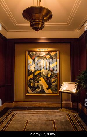 CHICAGO, ILLINOIS, STATI UNITI d'AMERICA - DEC 11, 2015: Lussuosa lobby dell'hotel decorata in modo festivo nel periodo fino a Natale Foto Stock